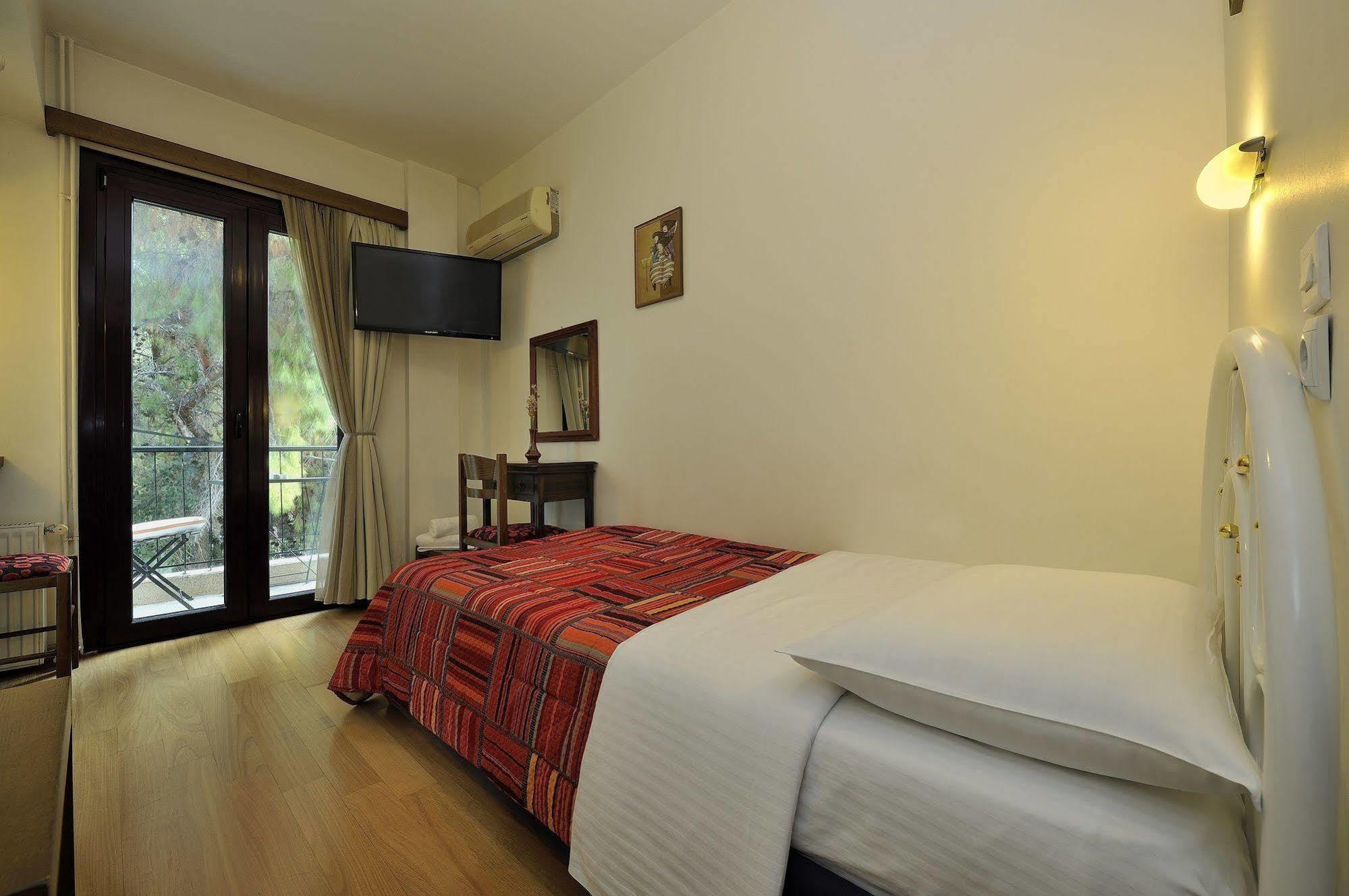 Dryades & Orion Hotel Athènes Extérieur photo